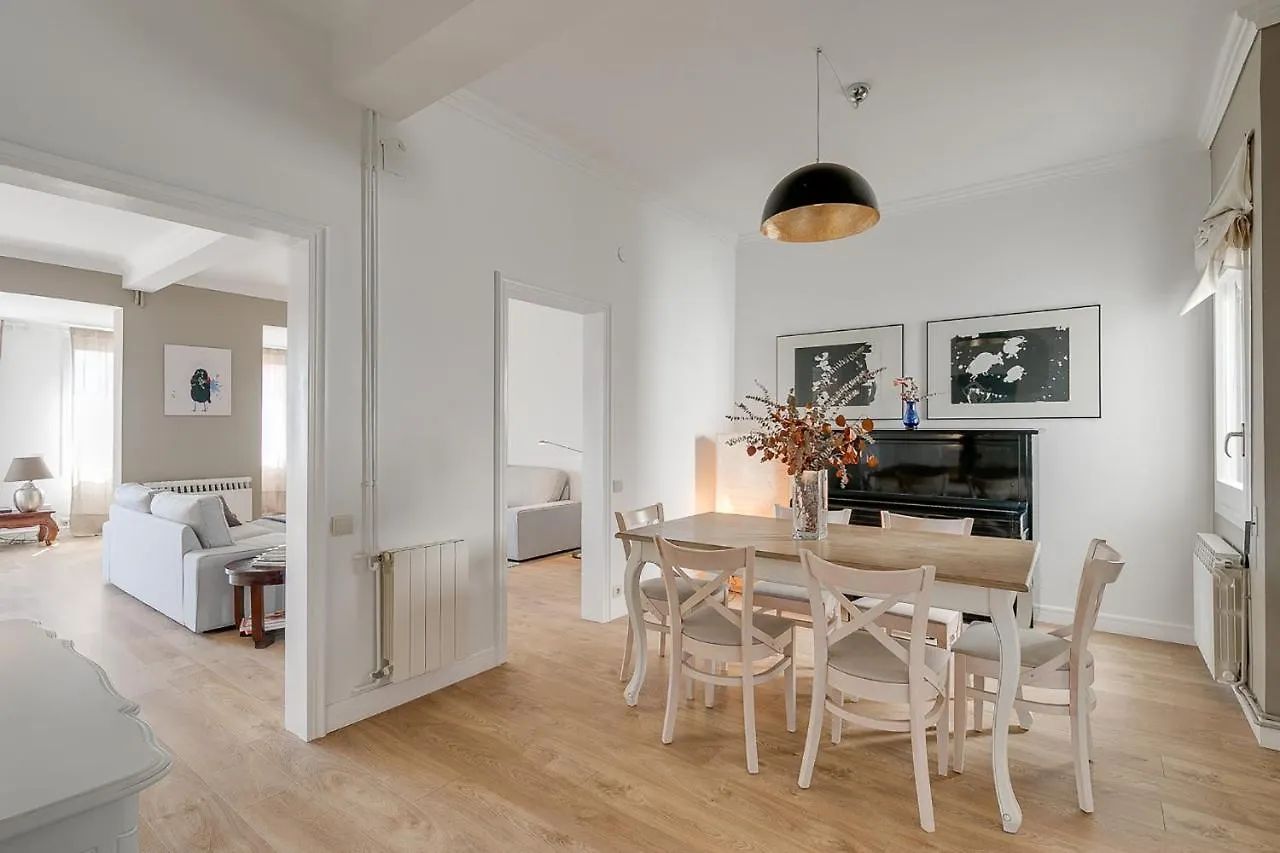 Enjoy Apartments Rafaela Barcelona Hiszpania